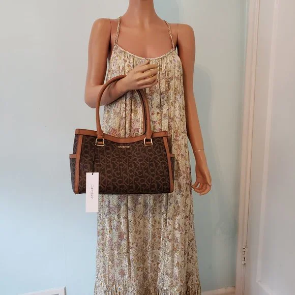 NWT CALVIN KLEIN Logo Satchel.